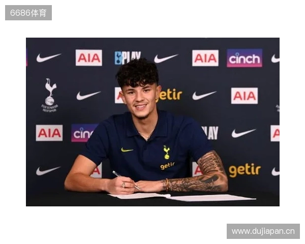 官方：泰国归化21岁切尔西青训出身的球员苏瑟普-贝尔